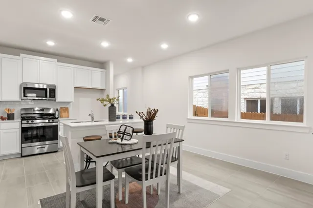 $284,900 | 701 White Steppe Way, Georgetown, TX 78626