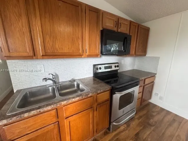 $2,150 | Plantation Mobile Home Park, West Palm Beach, FL 33417