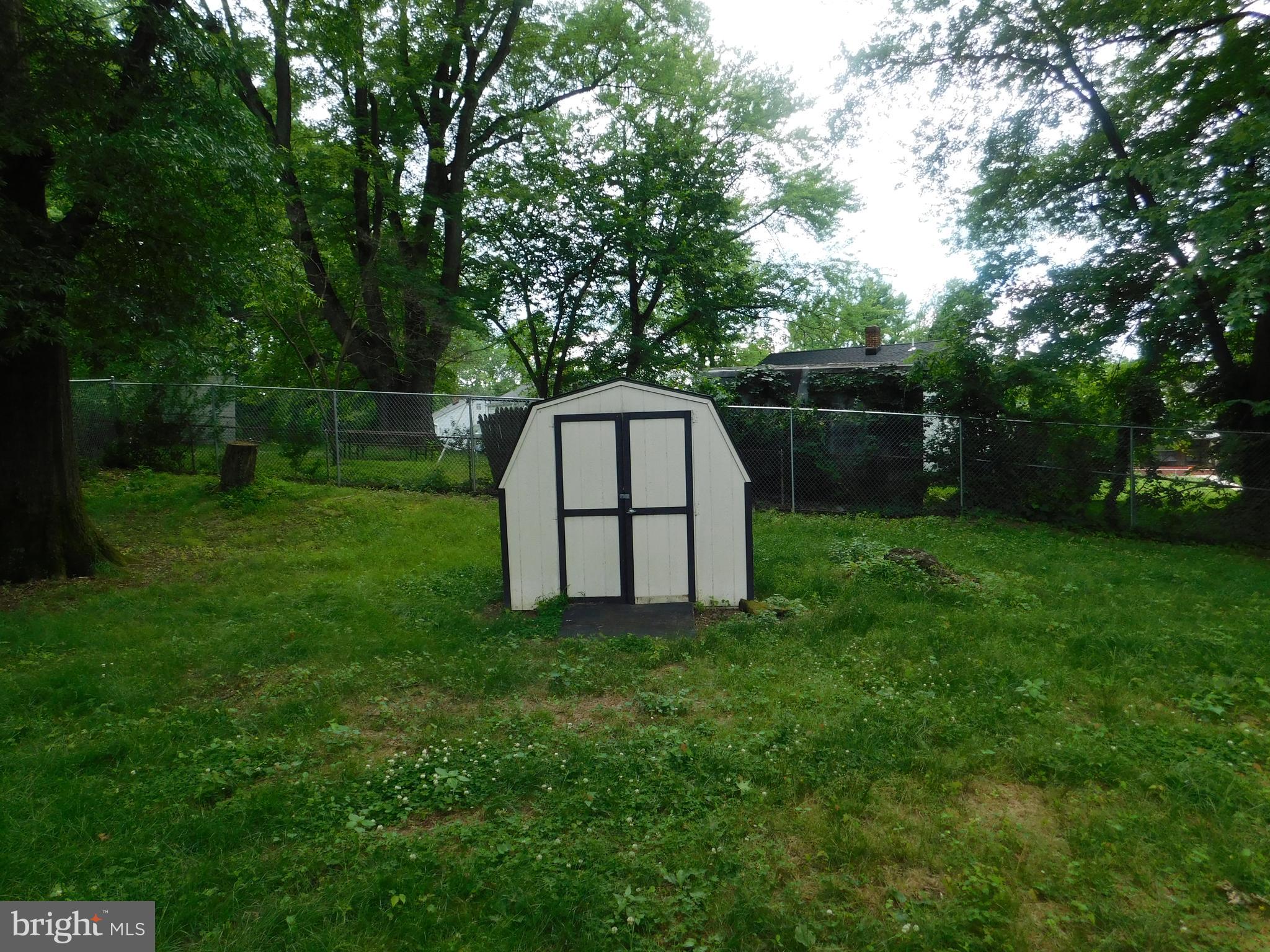 1005 Brooke Road Capitol Heights, MD 20743 - Photo 23 of 32 Storage Shed in Rear Yard