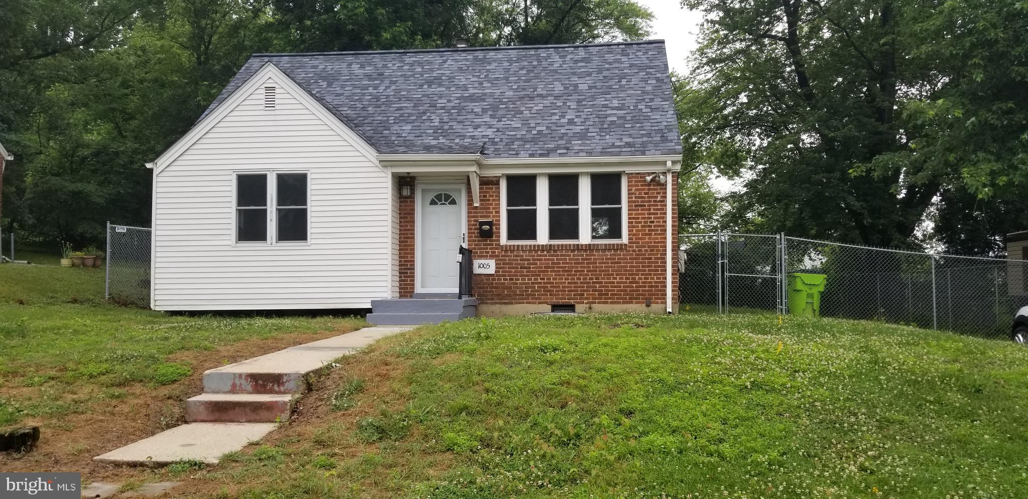 1005 Brooke Road Capitol Heights, MD 20743 - Photo 31 of 32 Front