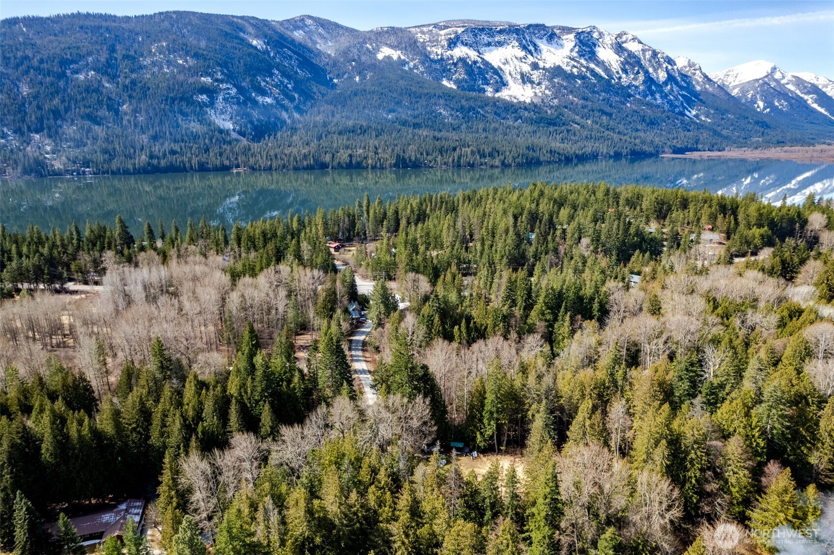 22740 Brown Road Leavenworth, WA 98826 - Photo 20 of 21 a view of a lake in middle of the forest