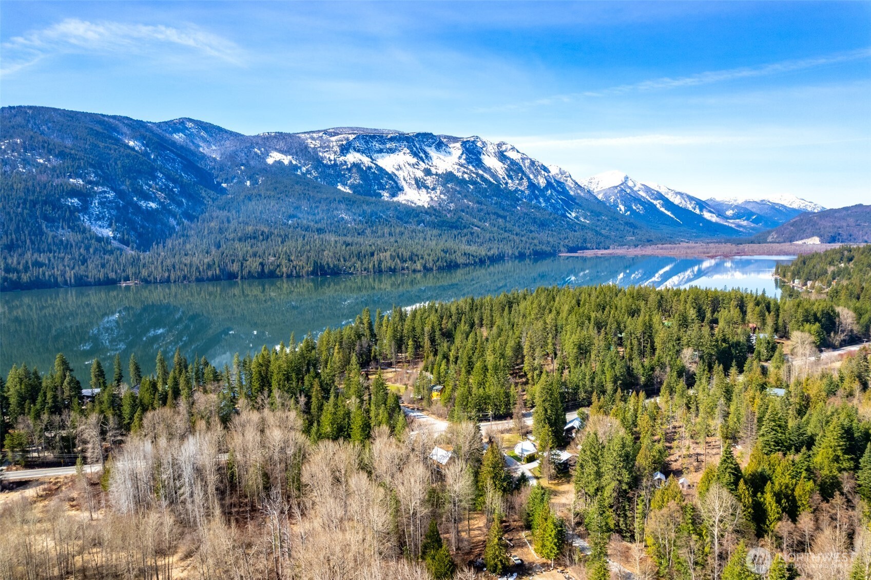 22740 Brown Road Leavenworth, WA 98826 - Photo 8 of 21 a view of a lake with a mountain in the background