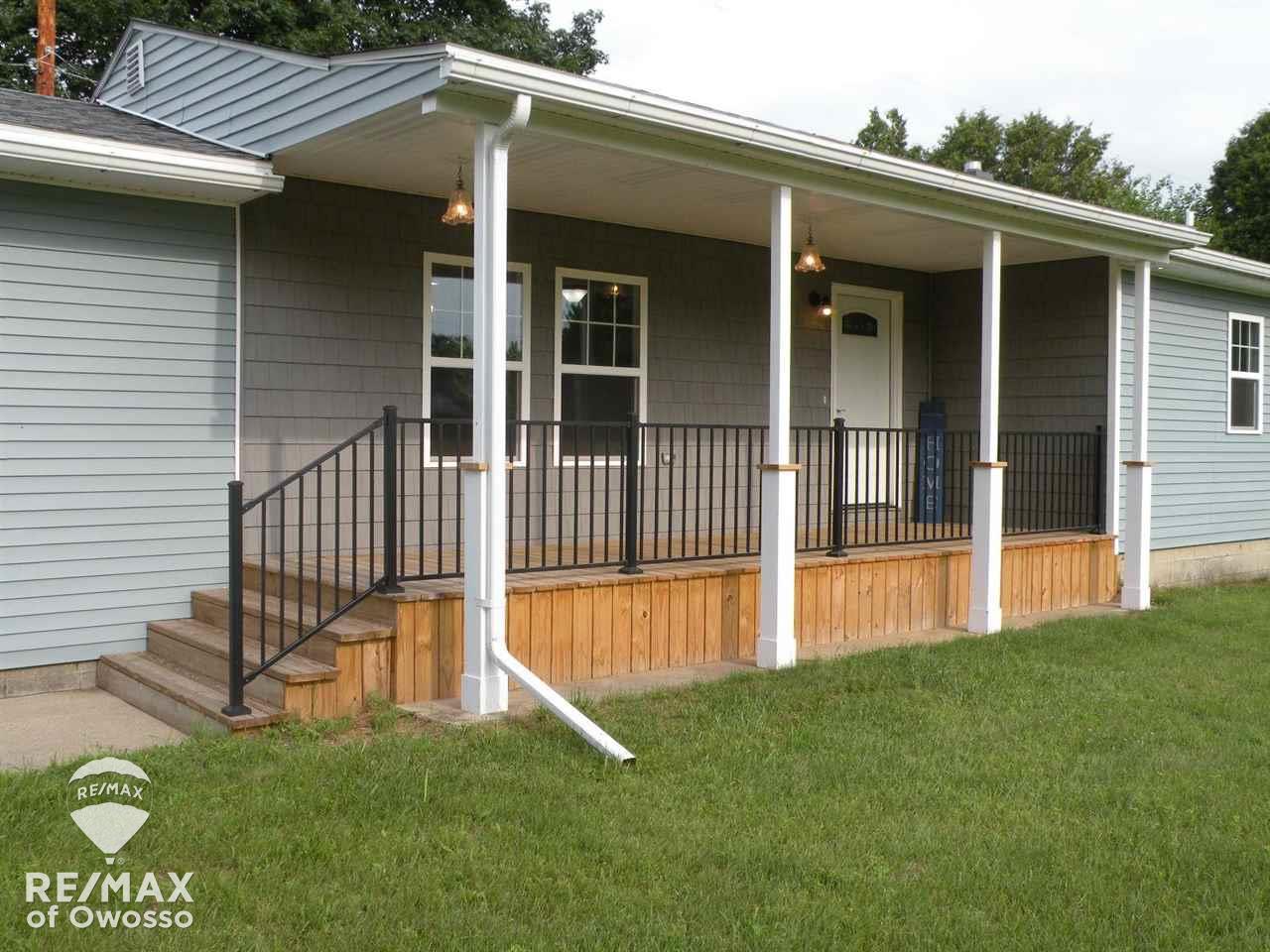 2840 West County Line Road Lennon, MI 48449 - Photo 1 of 20