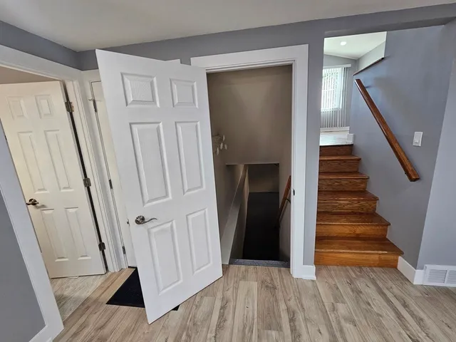 $3,099 | 1535 East Jane Avenue, Arlington Heights, IL 60004