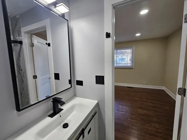 $3,099 | 1535 East Jane Avenue, Arlington Heights, IL 60004