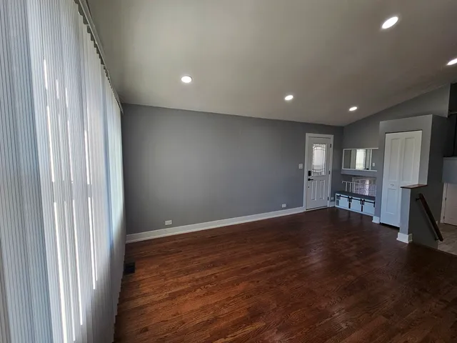 $3,099 | 1535 East Jane Avenue, Arlington Heights, IL 60004