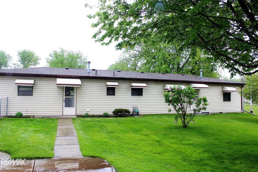7124 Meldrum Road Fair Haven, MI 48023 - Photo 16 of 21 31320806-15.JPG