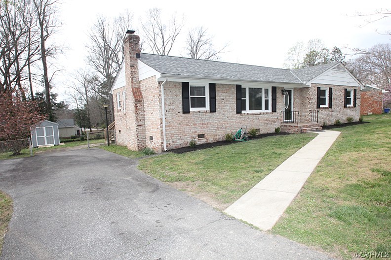 8579 Sutherland Road North Chesterfield, VA 23236 - Photo 2 of 23 Gallery Image 2