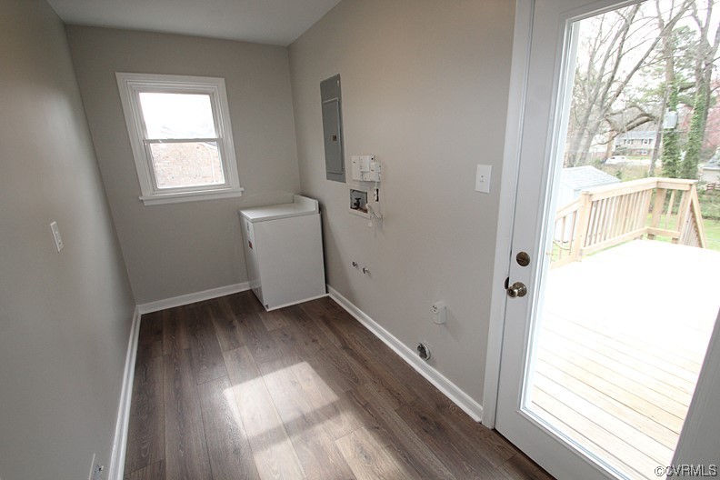 8579 Sutherland Road North Chesterfield, VA 23236 - Photo 7 of 23 Gallery Image 7
