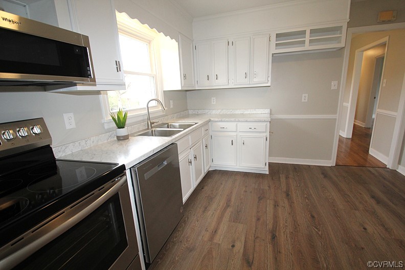 8579 Sutherland Road North Chesterfield, VA 23236 - Photo 9 of 23 Gallery Image 9