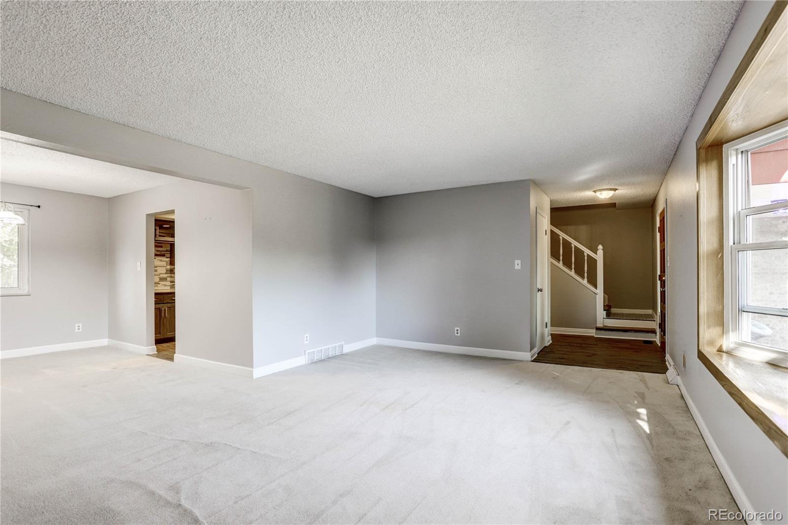 13657 Omega Circle Littleton, CO 80124 - Photo 9 of 39