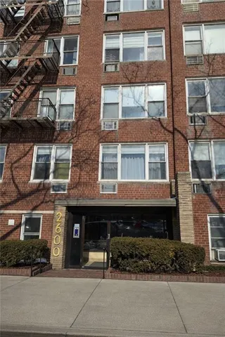 $249,000 | 2600 East 21st Street, Unit 3K | Sheepshead Bay