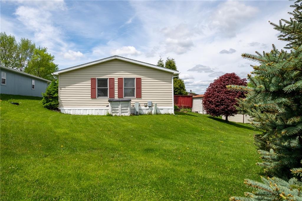608 Lark Lane Apollo, PA 15613 - Photo 4 of 21 Gallery Image 4