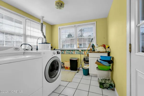 $349,000 | 2 Castro Grove Drive, Toms River, NJ 08753