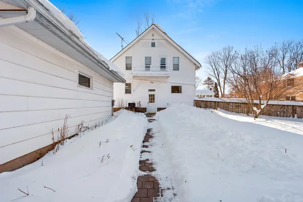 $199,900 | 115 North Clinton Avenue, Clintonville, WI 54929