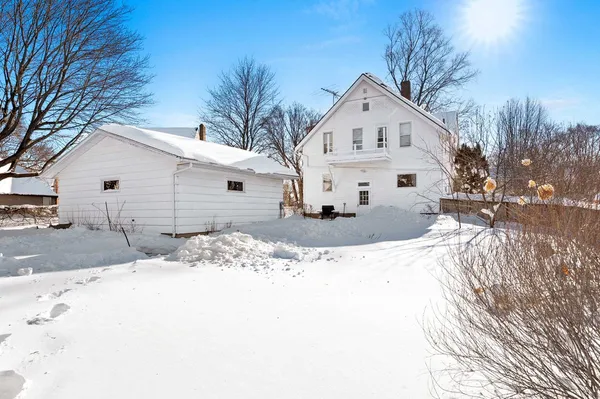 $199,900 | 115 North Clinton Avenue, Clintonville, WI 54929