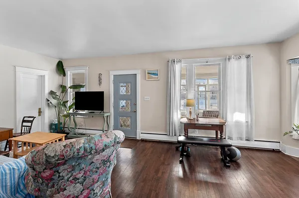 $199,900 | 115 North Clinton Avenue, Clintonville, WI 54929