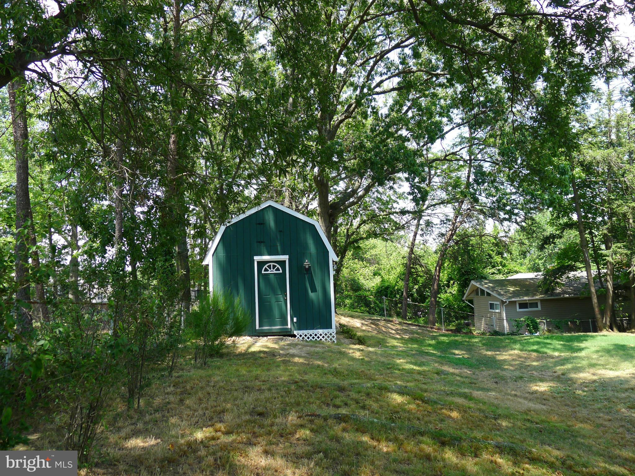 6302 Climbhill Road Alexandria, VA 22310 - Photo 22 of 30 Exterior (Rear)