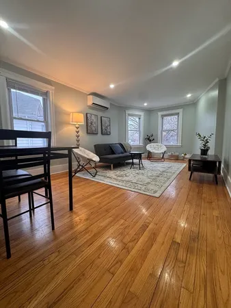 $1,850 | 18 Emerald Avenue, Unit 2, Webster, MA 01570