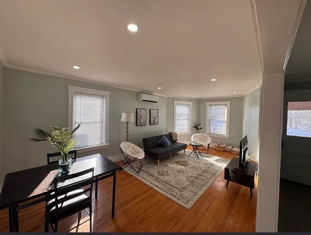 $1,900 | 18 Emerald Avenue, Unit 2, Webster, MA 01570