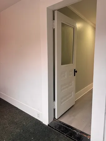 $1,850 | 18 Emerald Avenue, Unit 2, Webster, MA 01570