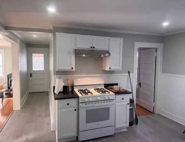 $1,900 | 18 Emerald Avenue, Unit 2, Webster, MA 01570