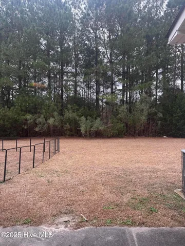 $158,000 | 304 Streamwood Drive, Jacksonville, NC 28546