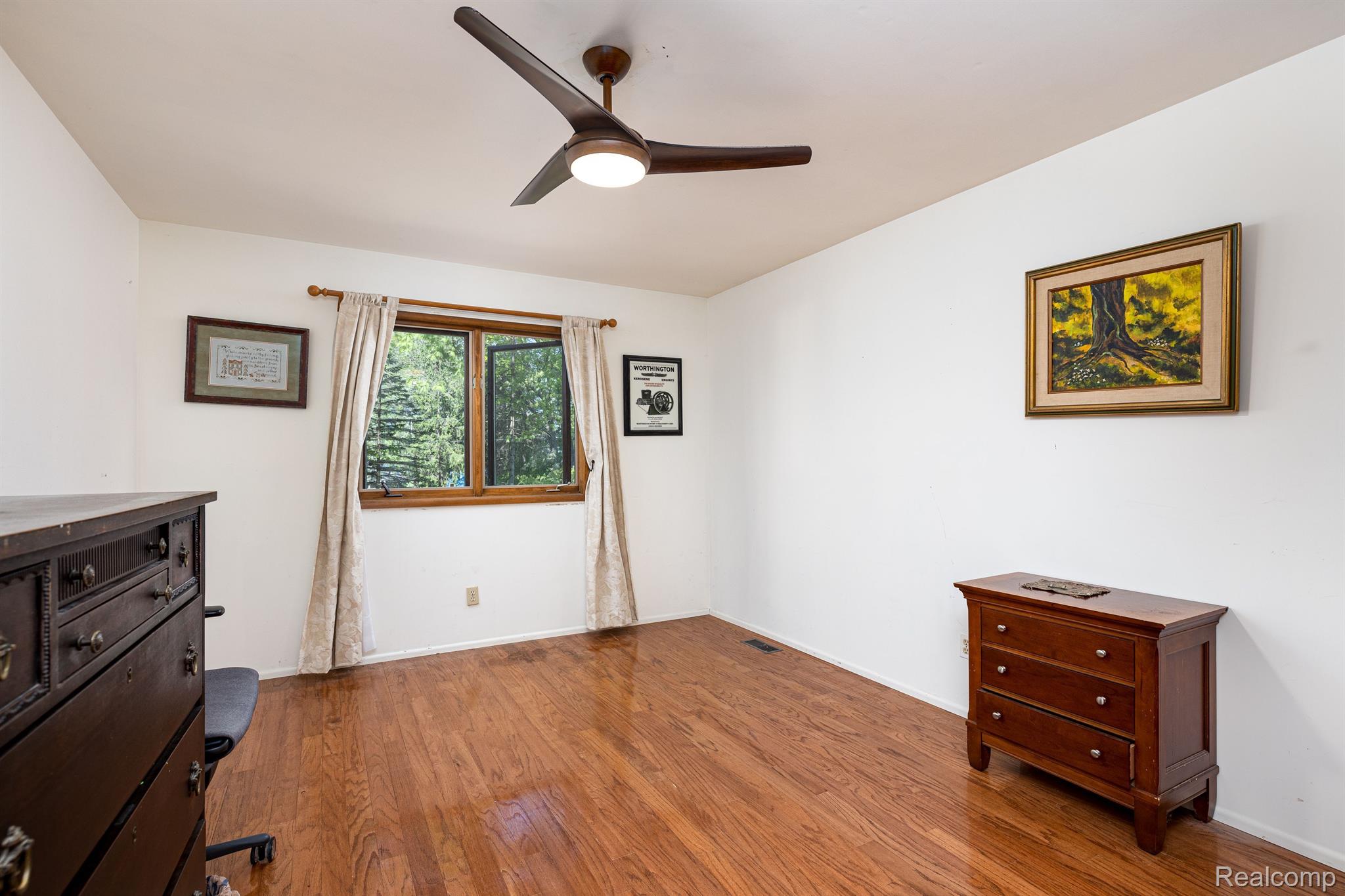 10295 Kress Road Pinckney, MI 48169 - Photo 27 of 54 Gallery Image 27