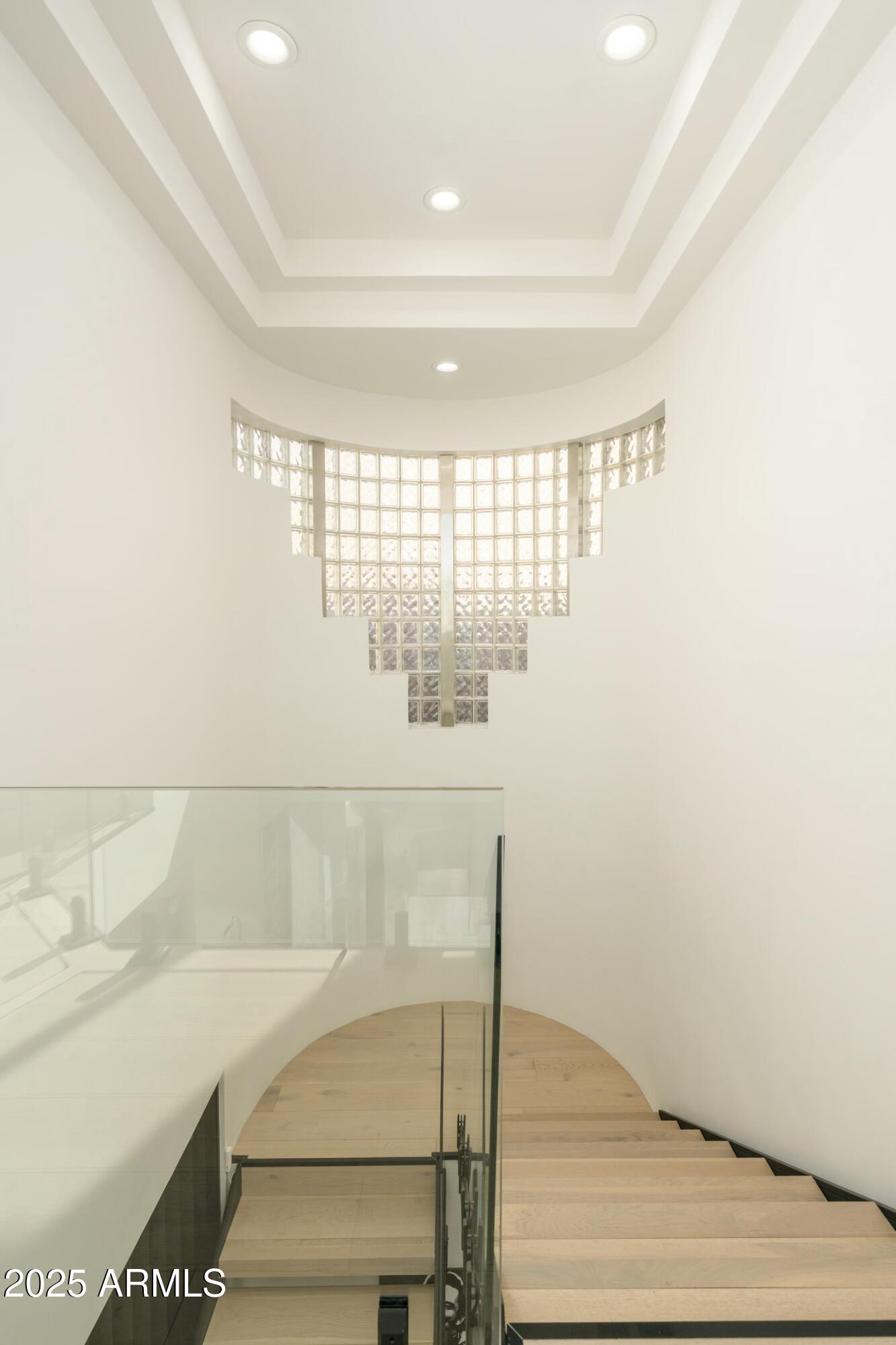 7147 North 23rd Place Phoenix, AZ 85016 - Photo 51 of 103 a bathroom with a sink and a bathtub
