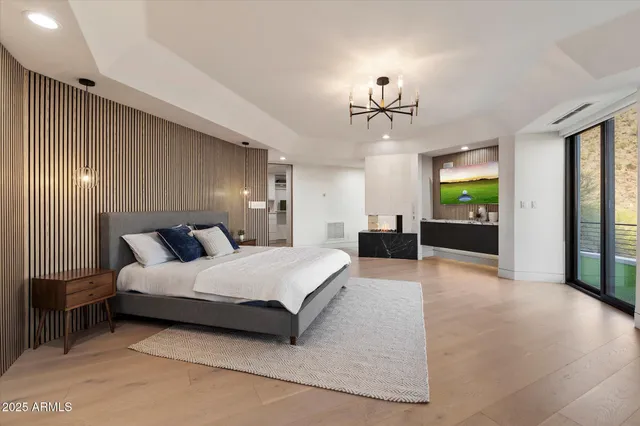 $3,299,000 | 7147 North 23rd Place, Phoenix, AZ 85016