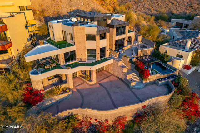 $3,299,000 | 7147 North 23rd Place, Phoenix, AZ 85016