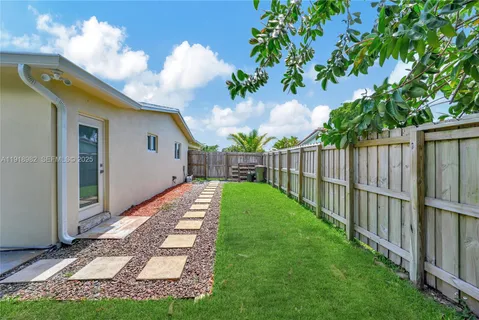 $680,000 | 4851 Northeast 13th Avenue, Oakland Park, FL 33334