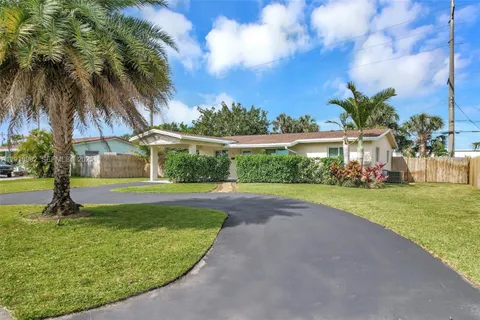 $680,000 | 4851 Northeast 13th Avenue, Oakland Park, FL 33334