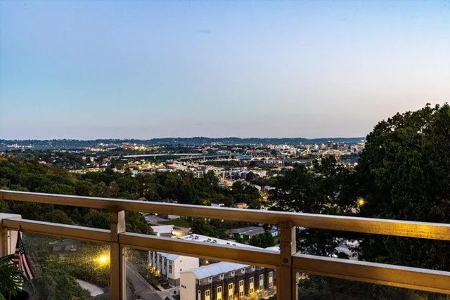 $365,000 | 1131 Stringers Ridge Road, Unit 5E, Chattanooga, TN 37405