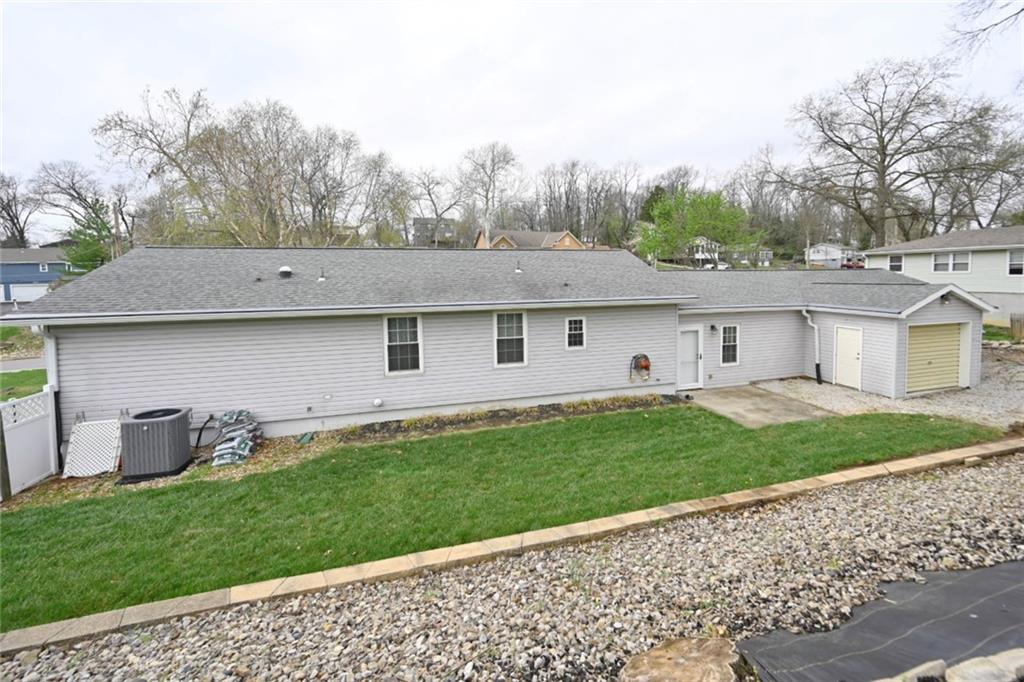 5005 Northwest Merrimac Avenue Riverside, MO 64150 - Photo 10 of 42