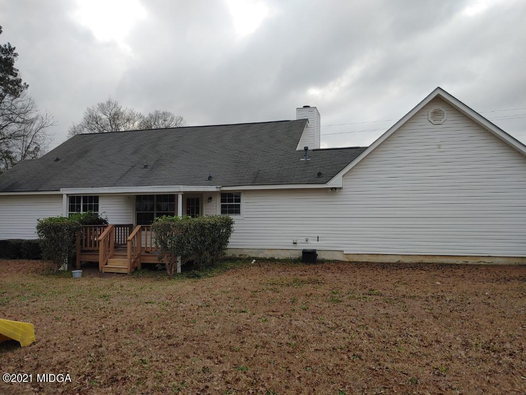 6210 Skipperton Road Macon, GA 31216 - Photo 1 of 15 a view of a house with a yard