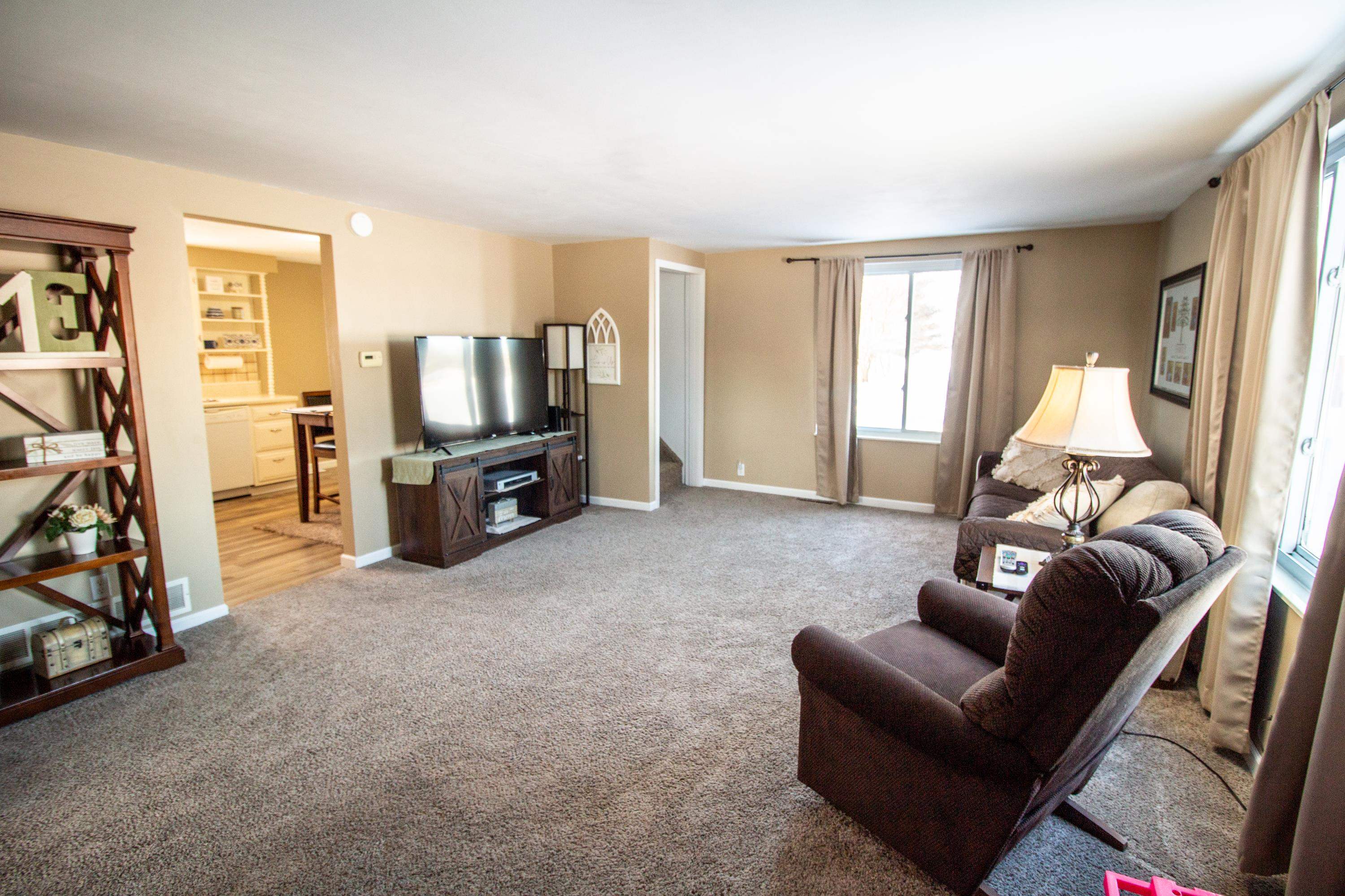 18110 Lincoln Road New Lothrop, MI 48460 - Photo 7 of 28 50100593-6.JPG