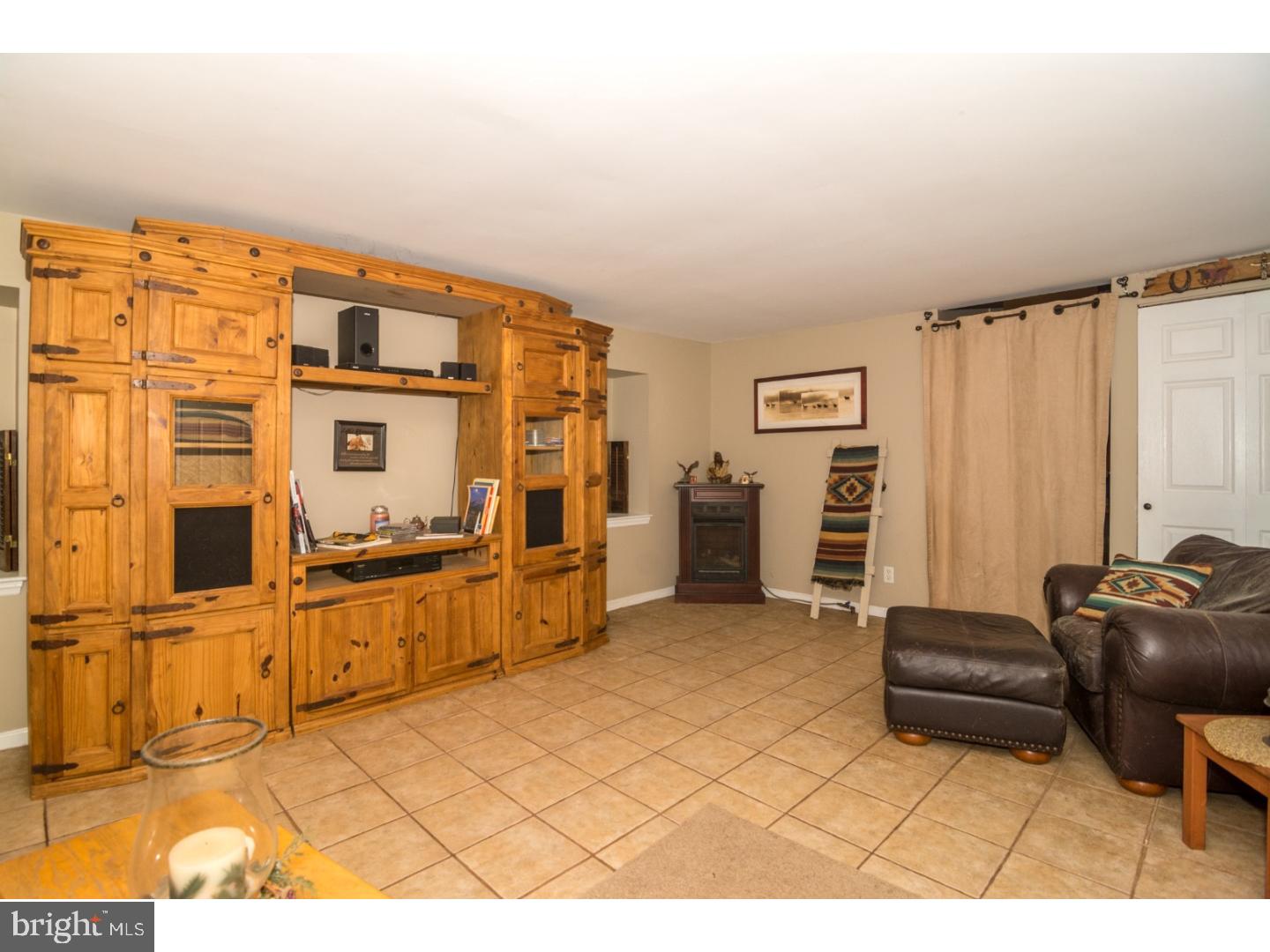 1650 Coldsprings Road Pottstown, PA 19465 - Photo 10 of 25 Gallery Image 10
