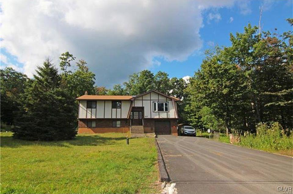 217 Mohican Road Canadensis, PA 18325 - Photo 1 of 26 Gallery Image 1