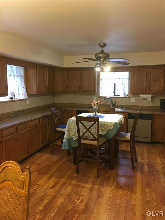 217 Mohican Road Canadensis, PA 18325 - Photo 4 of 26 Gallery Image 4