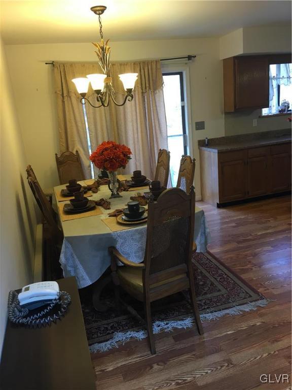 217 Mohican Road Canadensis, PA 18325 - Photo 6 of 26 Gallery Image 6