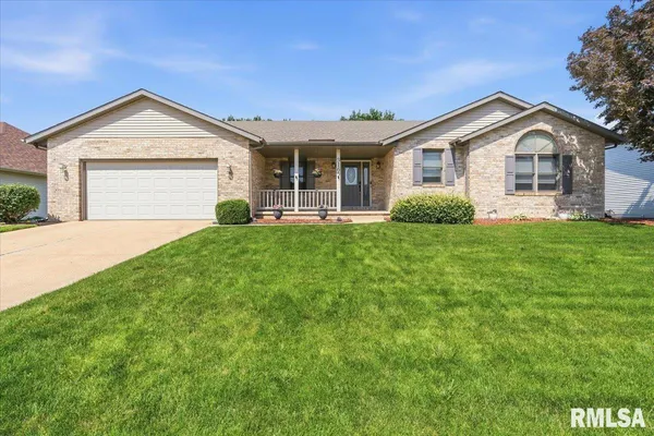 $399,900 | 3165 Beaver Creek Lane, Springfield, IL 62712