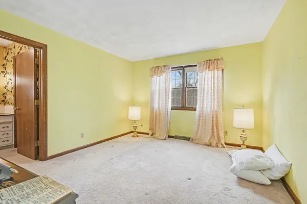 $330,000 | 19300 East Avenue North, Battle Creek, MI 49017