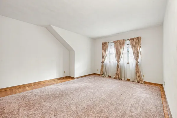 $330,000 | 19300 East Avenue North, Battle Creek, MI 49017