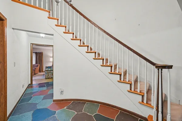 $330,000 | 19300 East Avenue North, Battle Creek, MI 49017