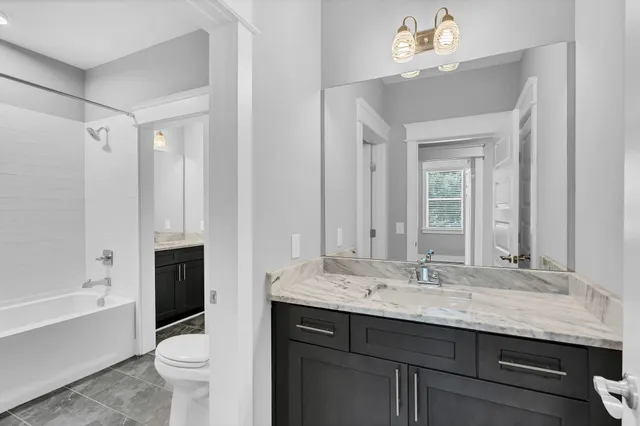 $3,500 | 1016 44th Avenue North, Nashville, TN 37209