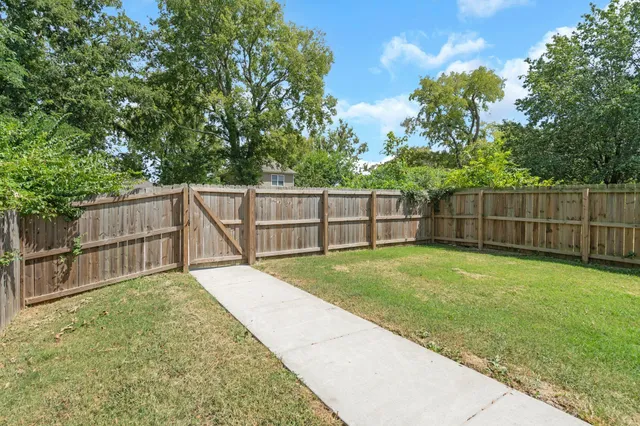 $3,500 | 1016 44th Avenue North, Nashville, TN 37209