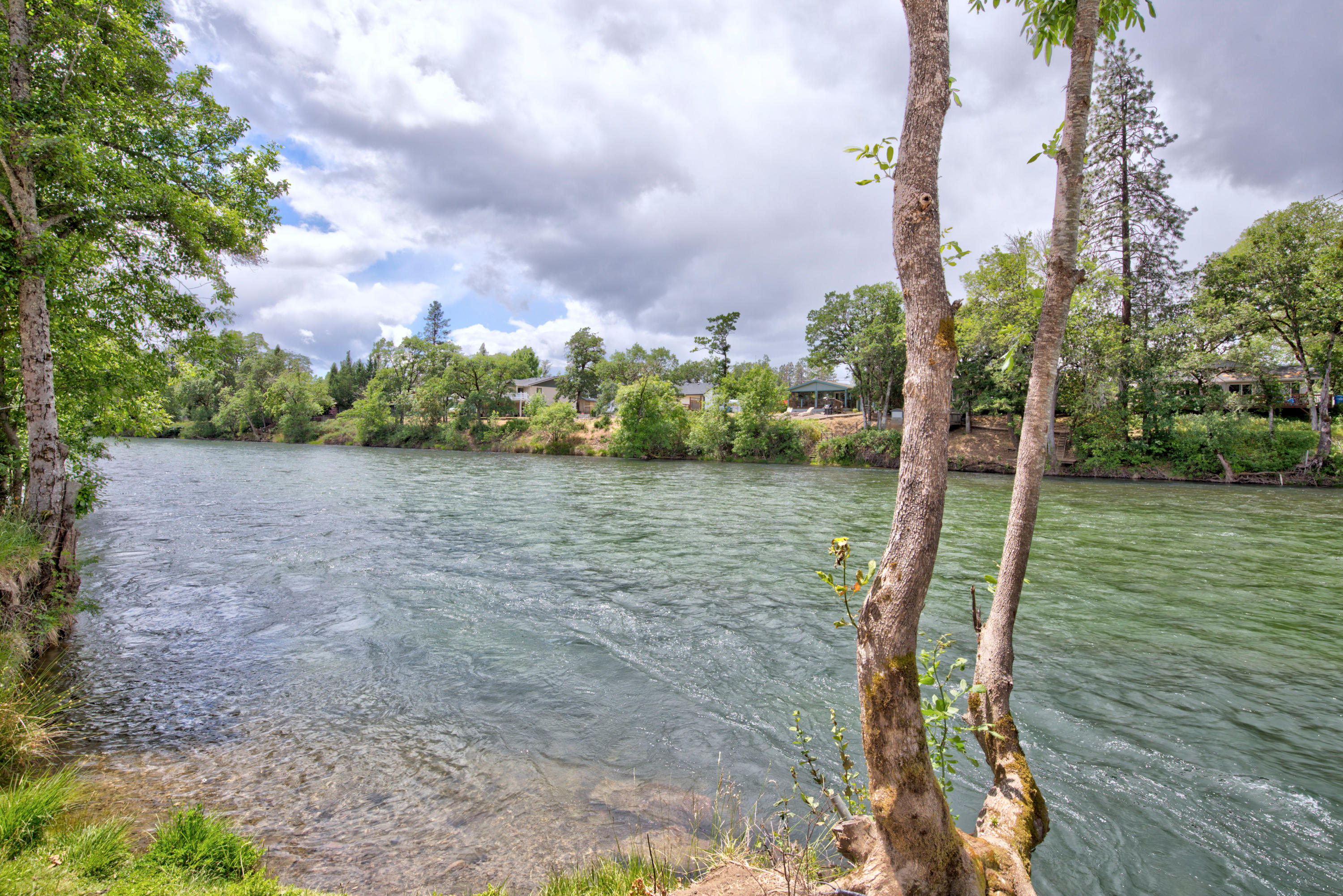 897 Old Ferry Road Shady Cove, OR 97539 - Photo 12 of 70 of017