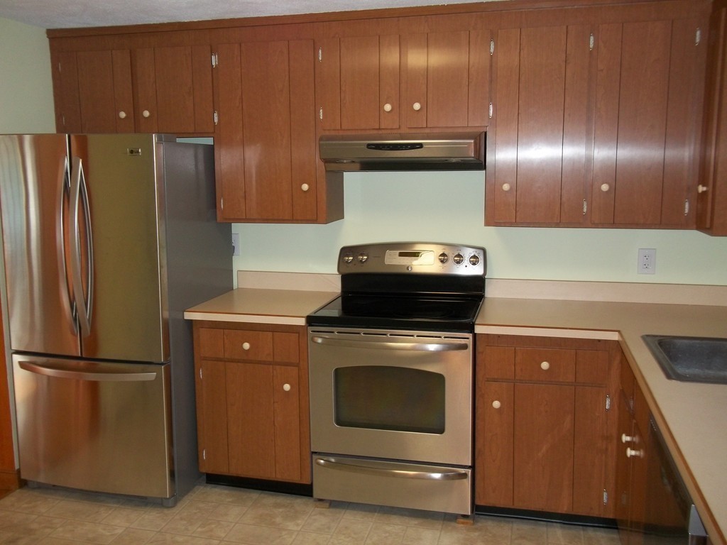 218 Bonham Road Dedham, MA 02026 - Photo 9 of 30 Gallery Image 9