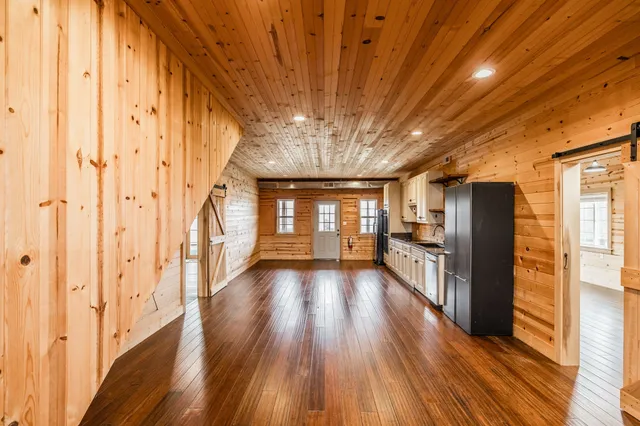 $3,950,000 | 8137 Shoals Branch Road, Primm Springs, TN 38476